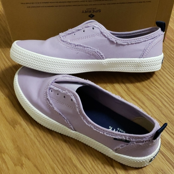 sperry crest knot fray sneakers